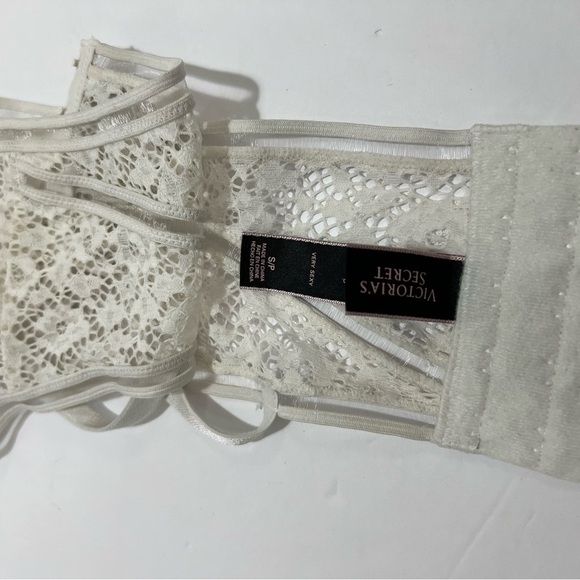 VICTORIA  SECERT 💕White  Lacey bralette👙ADJUSTABLE STRAPS⭐️⭐️size S - Picture 10 of 10